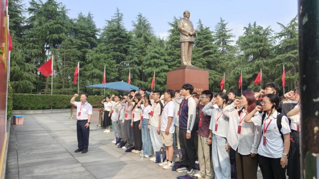 中南大学举办学生党员骨干培训班